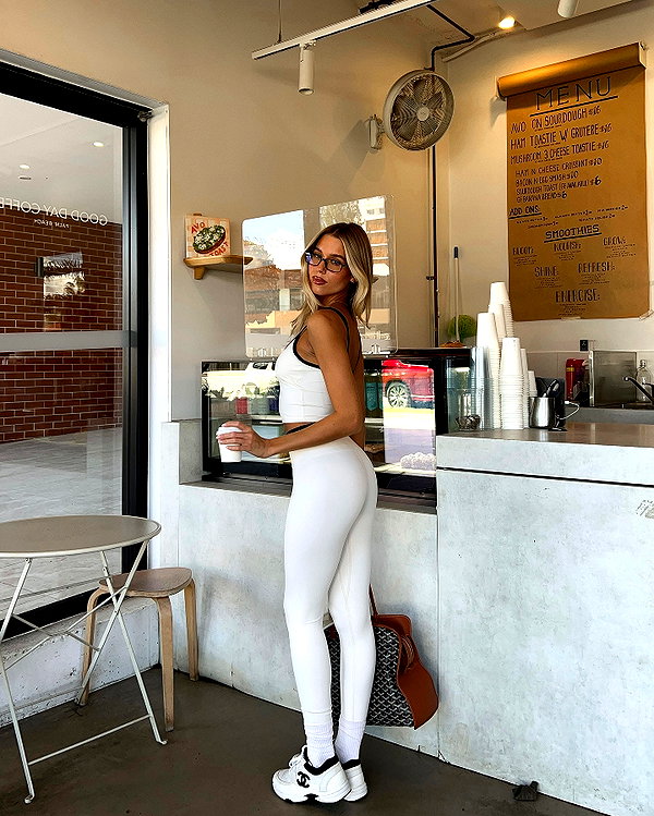 sophiebatzloff instagram image archive image