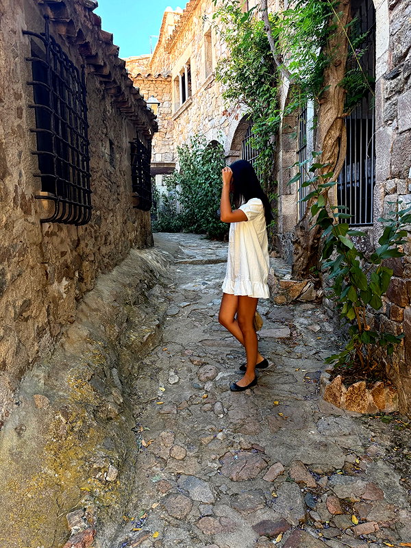 agamohanaa instagram image archive image