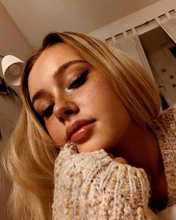 lilih instagram image archive image