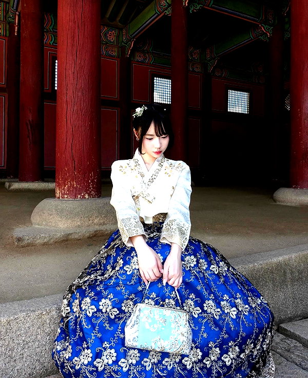 e.11lie instagram image archive image