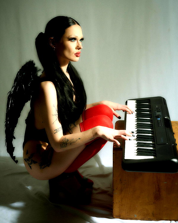gabs.z.x instagram image archive image