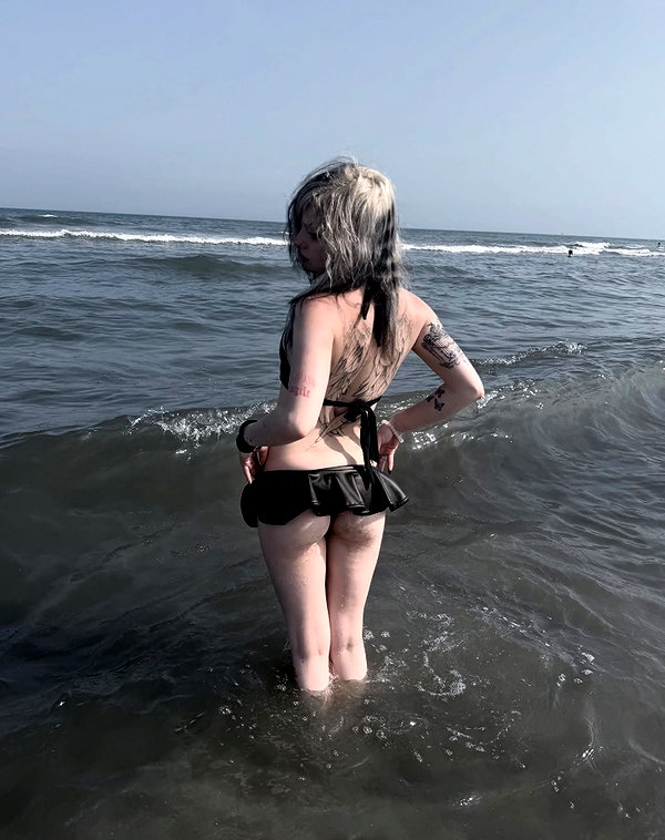 ash.onme instagram image archive image