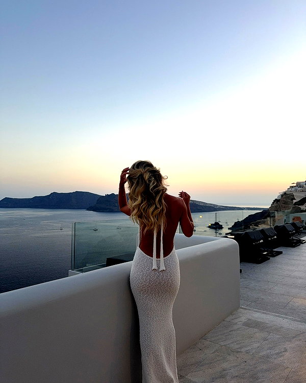 allieauton instagram image archive image