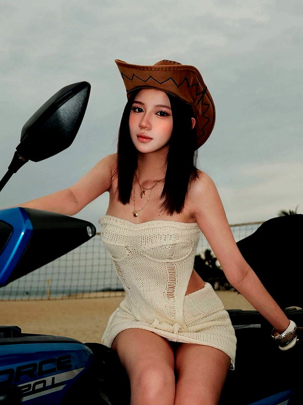 lyhythuedoxinh instagram image archive image