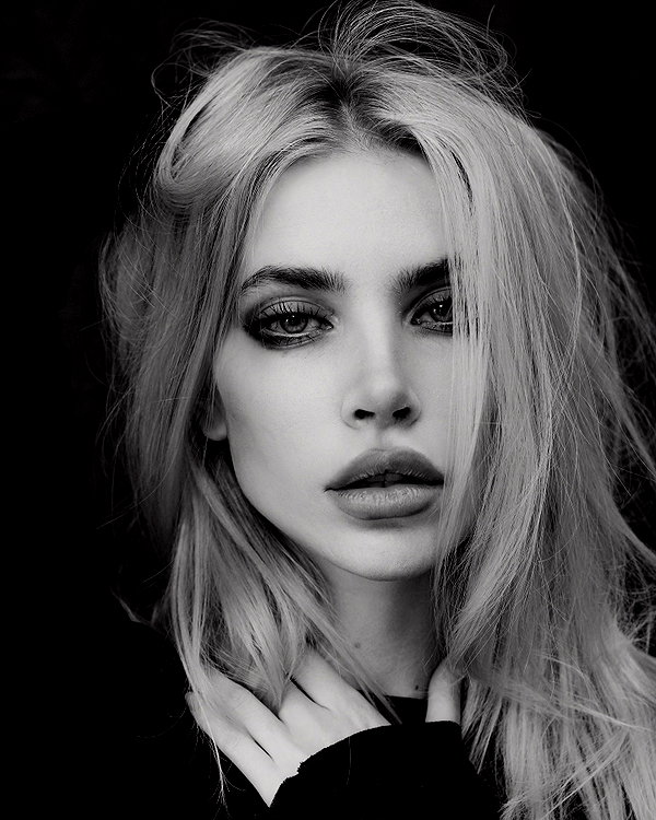 anya4everr instagram image archive image
