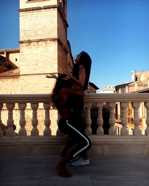 pia__kim instagram image archive image