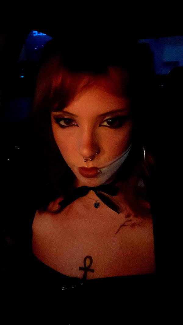 haileylayfield instagram image archive image
