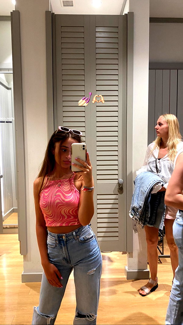 talia_davidov instagram image archive image