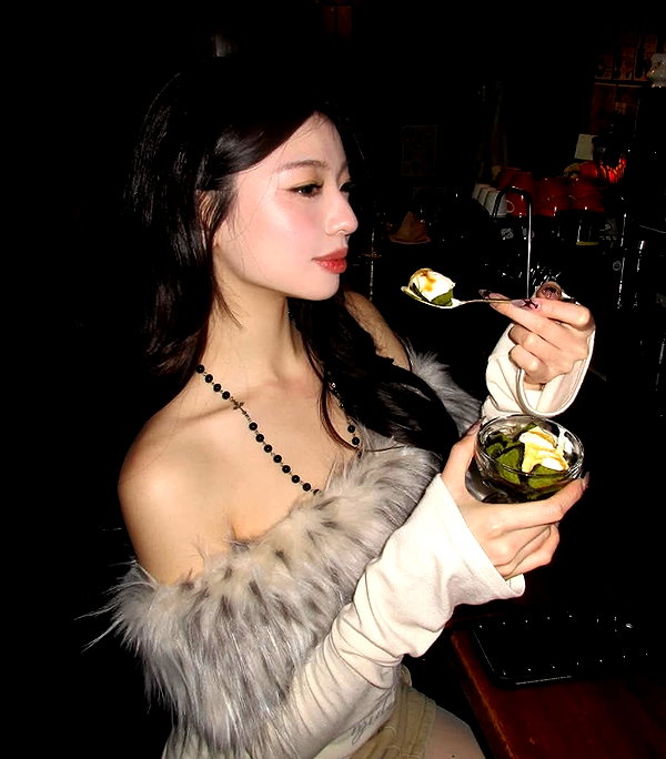 lyhythuedoxinh instagram image archive image