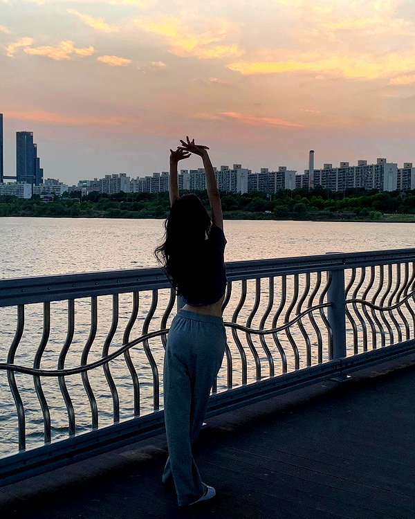 daxbin instagram image archive image