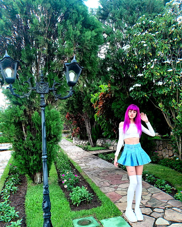 jadelaverne instagram image archive image