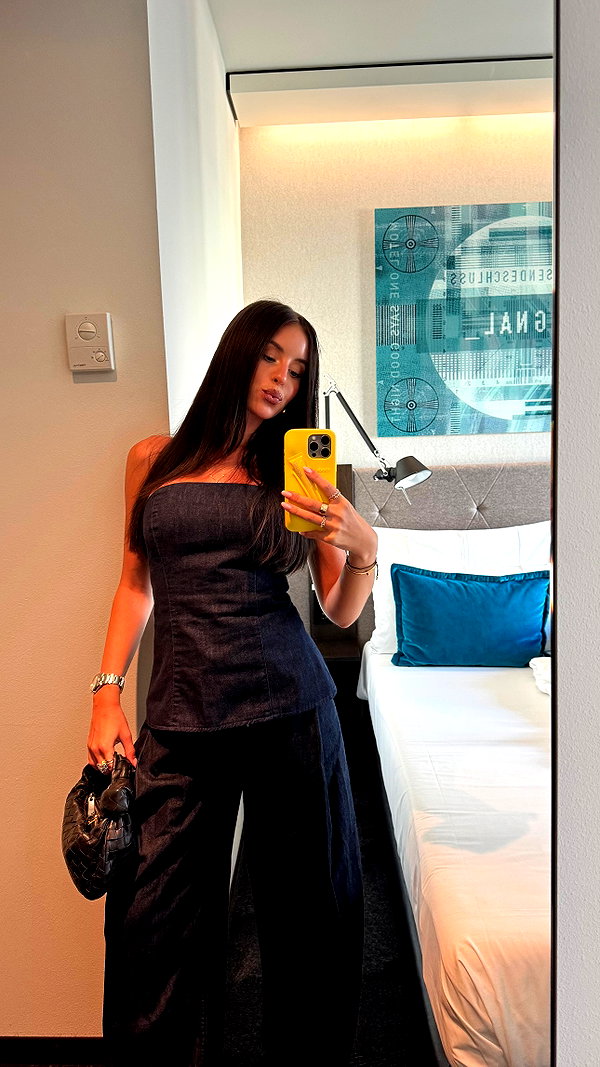zoeliss instagram image archive image