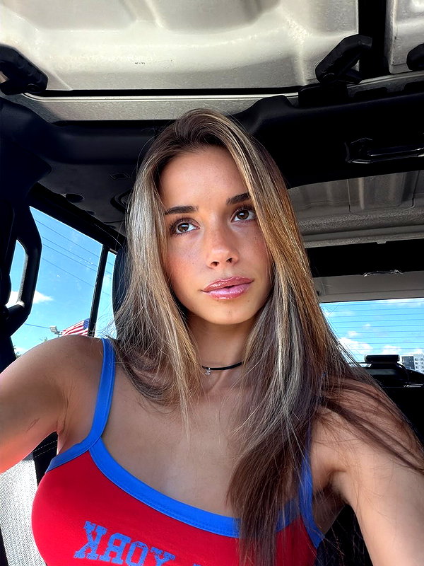sadieemckennaa instagram image archive image