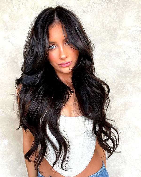 ellianawalmsley instagram image archive image