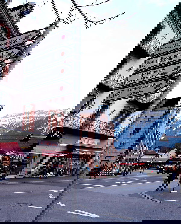 giangg._ giangg._ archive image