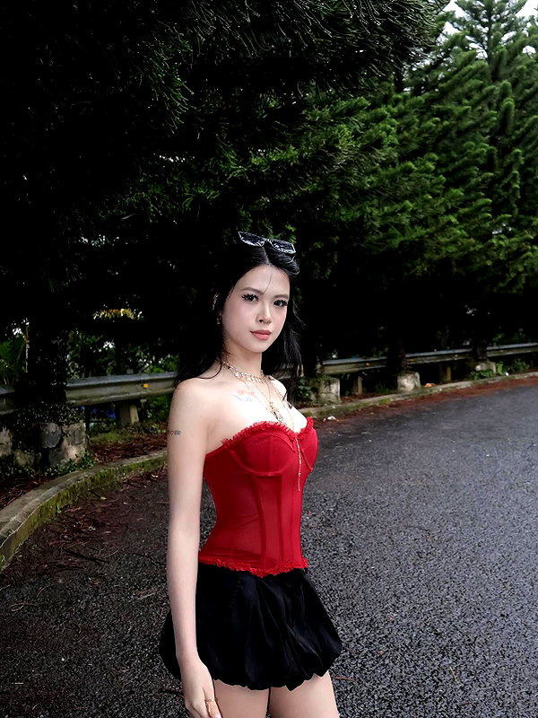 lyhythuedoxinh instagram image archive image