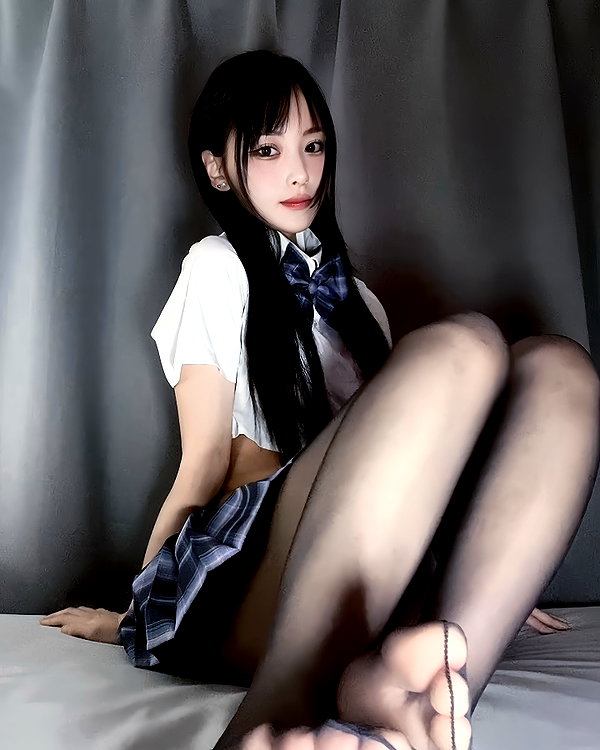 yamikumo_leisa instagram image archive image
