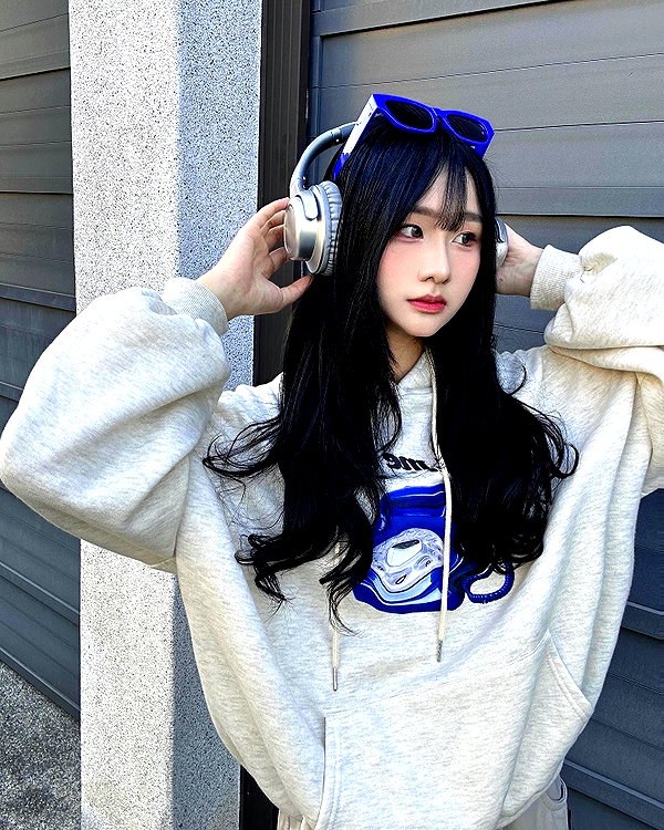 lai_931201 instagram image archive image