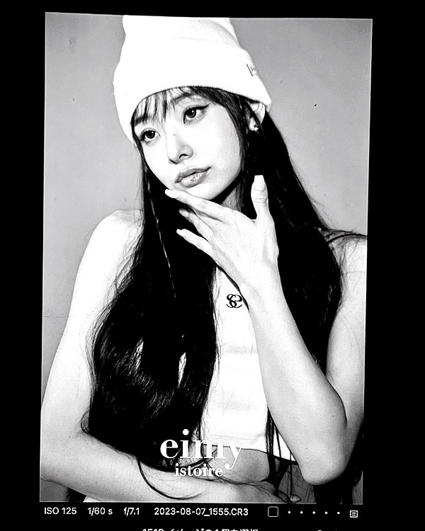 dear.zia instagram image archive image