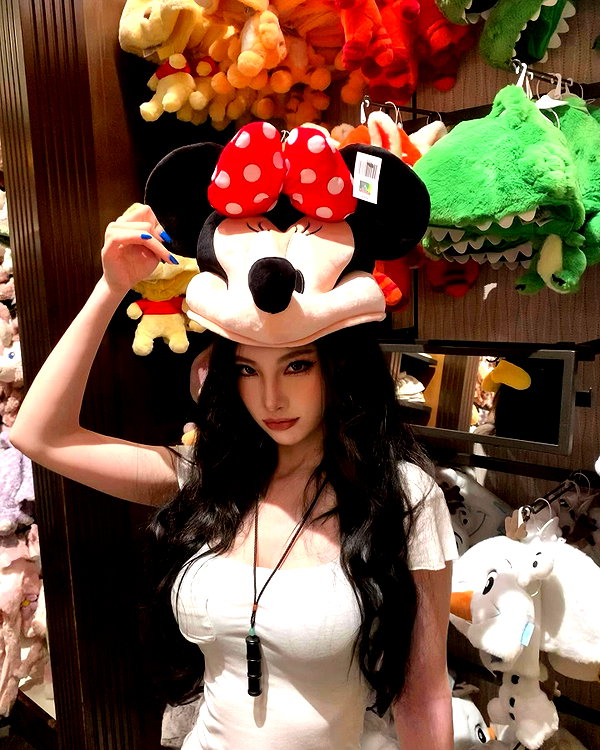 miisu000 instagram image archive image