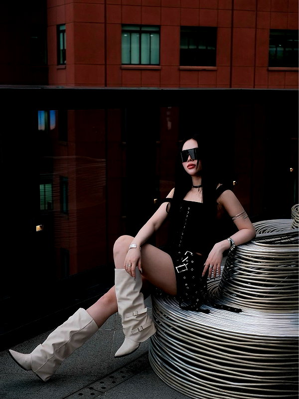 lyhythuedoxinh instagram image archive image
