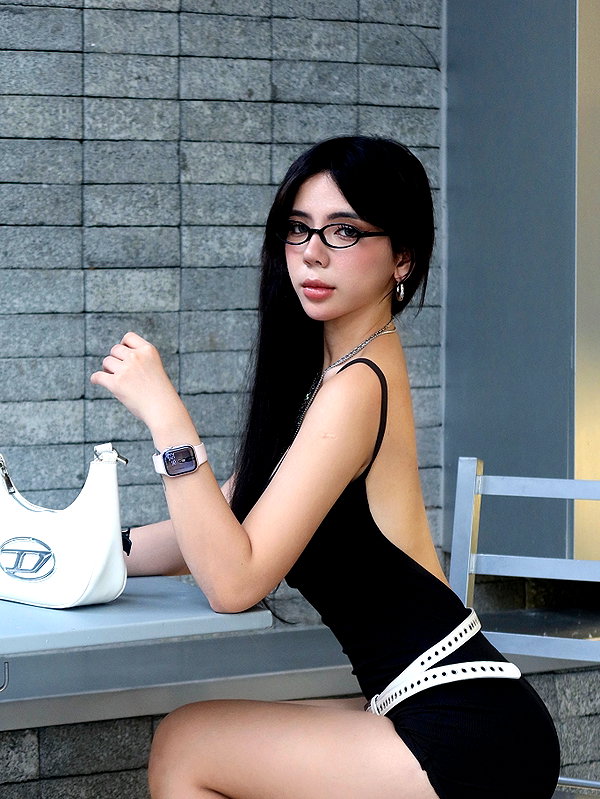lyhythuedoxinh instagram image archive image