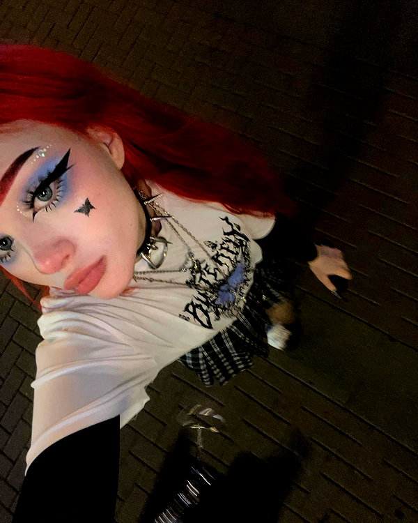 vik4au instagram image archive image