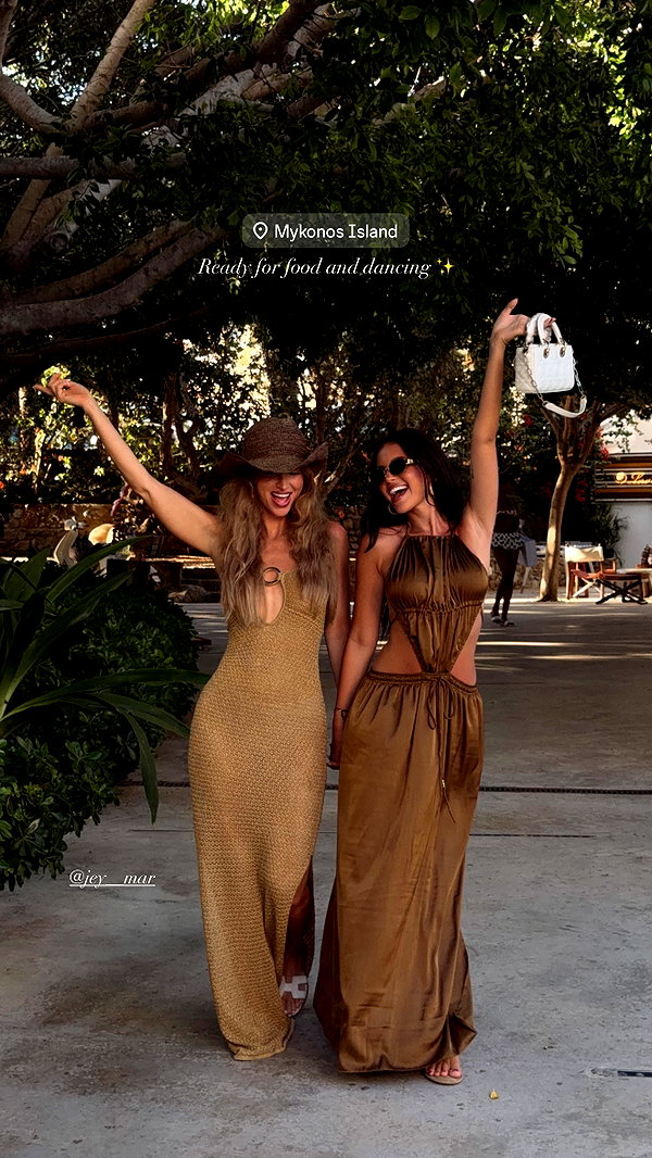 zoeliss instagram image archive image