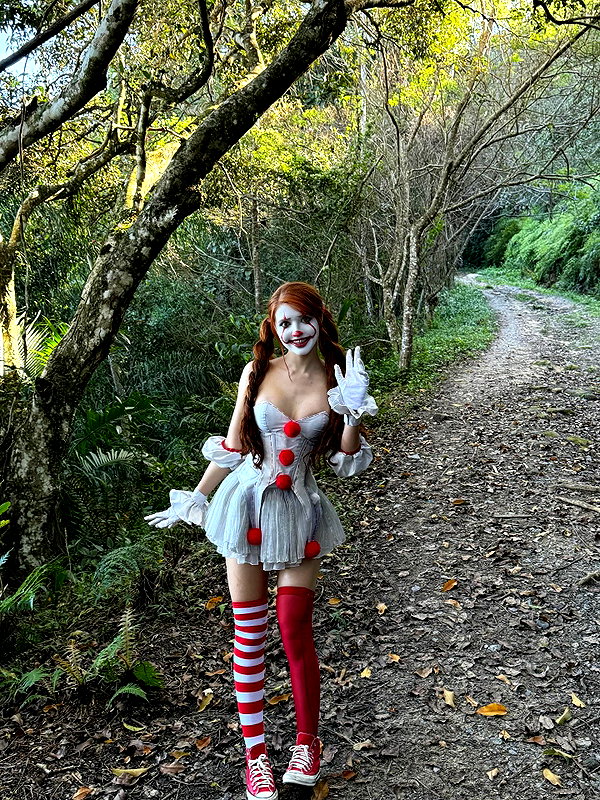 elowen.fawn instagram image archive image