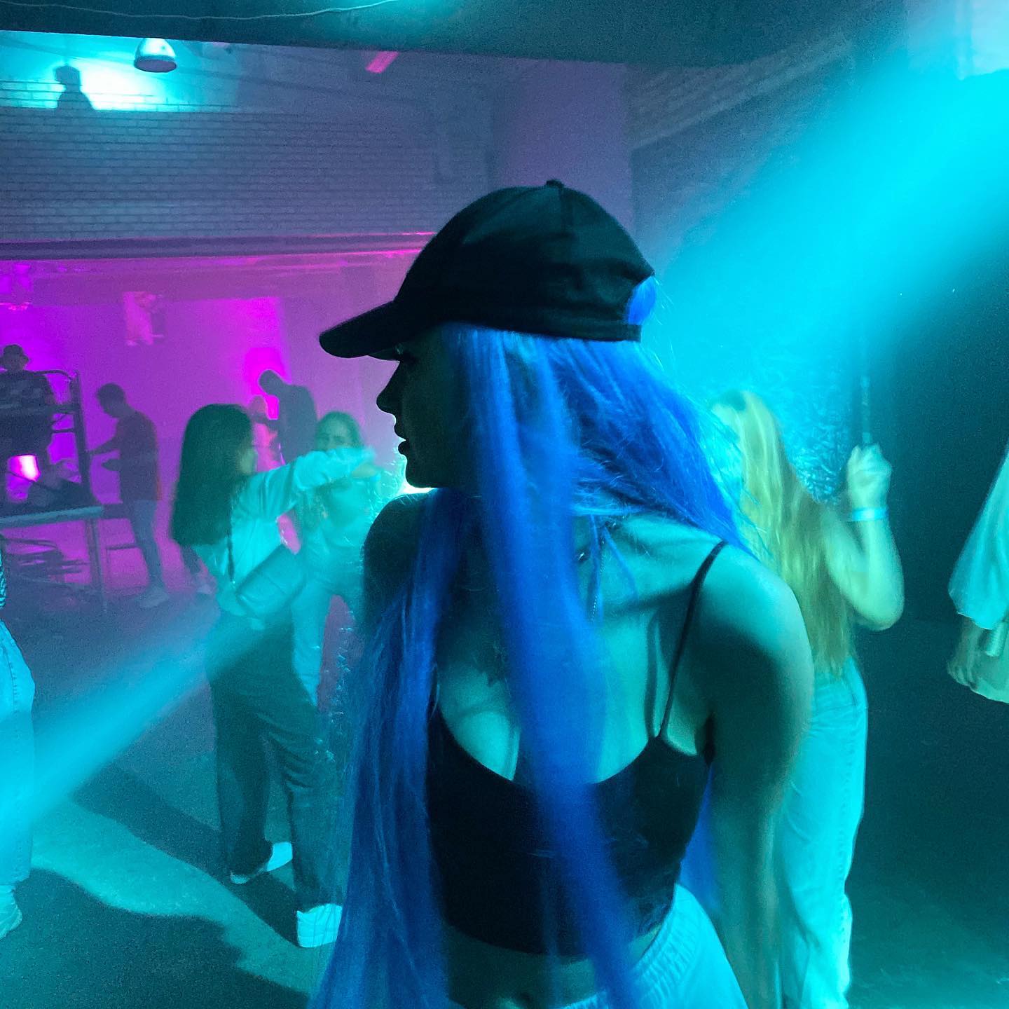 annfigmax instagram image archive image