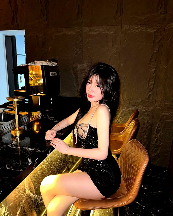 lyhythuedoxinh instagram image archive image