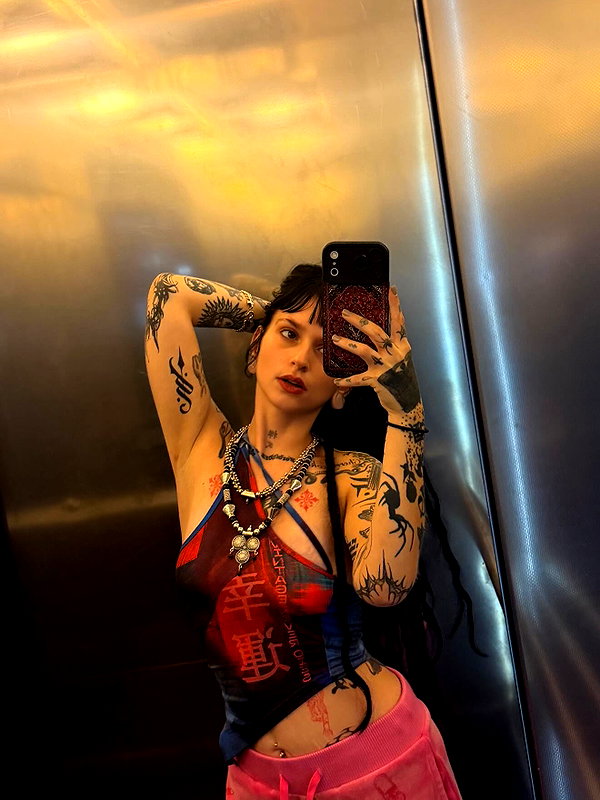 strawberryshanz instagram image archive image