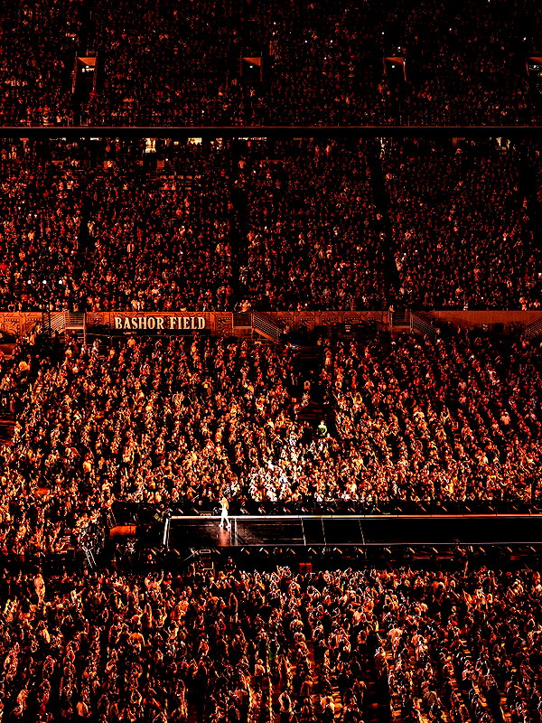 shakira instagram image archive image