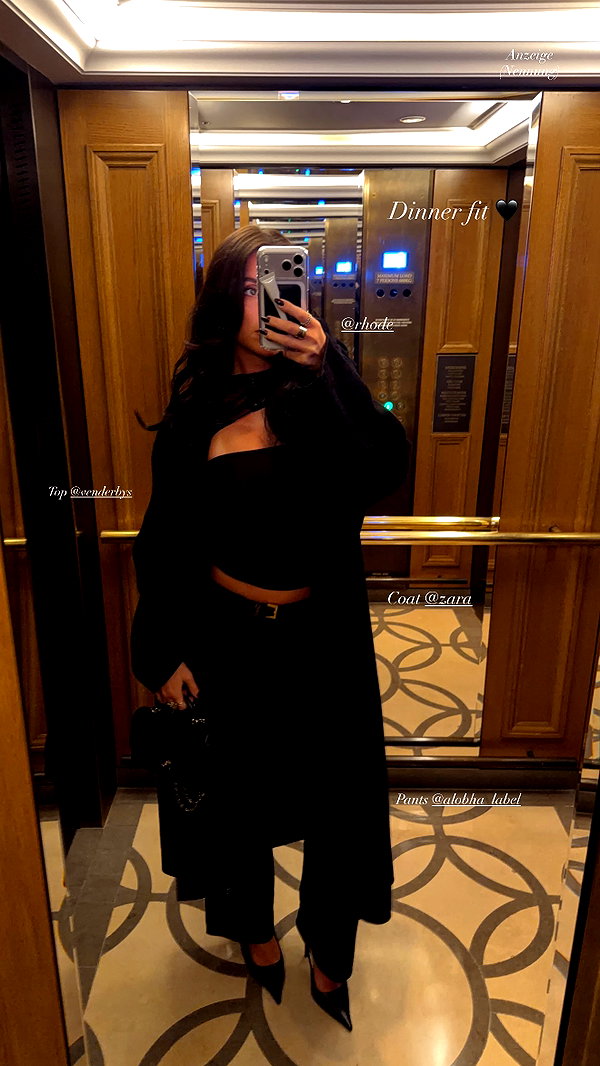 zoeliss instagram image archive image