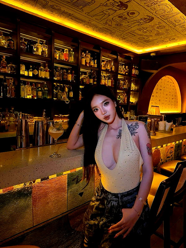 lyhythuedoxinh instagram image archive image