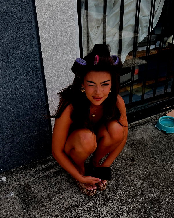 oliviaphillipps instagram image archive image