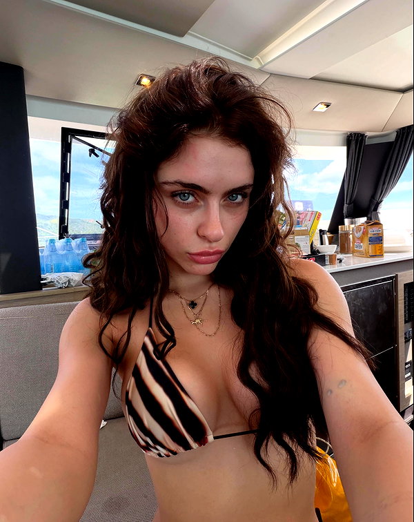 laurenhamden instagram image archive image