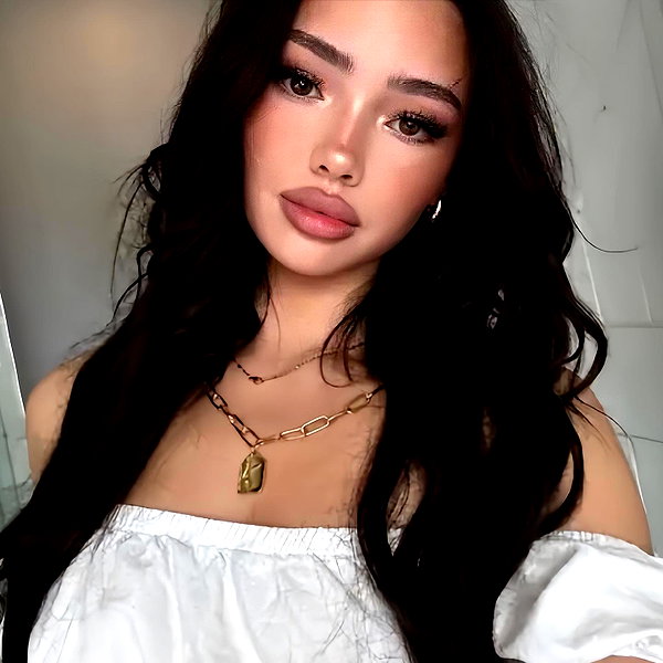 baddiesessence instagram image archive image