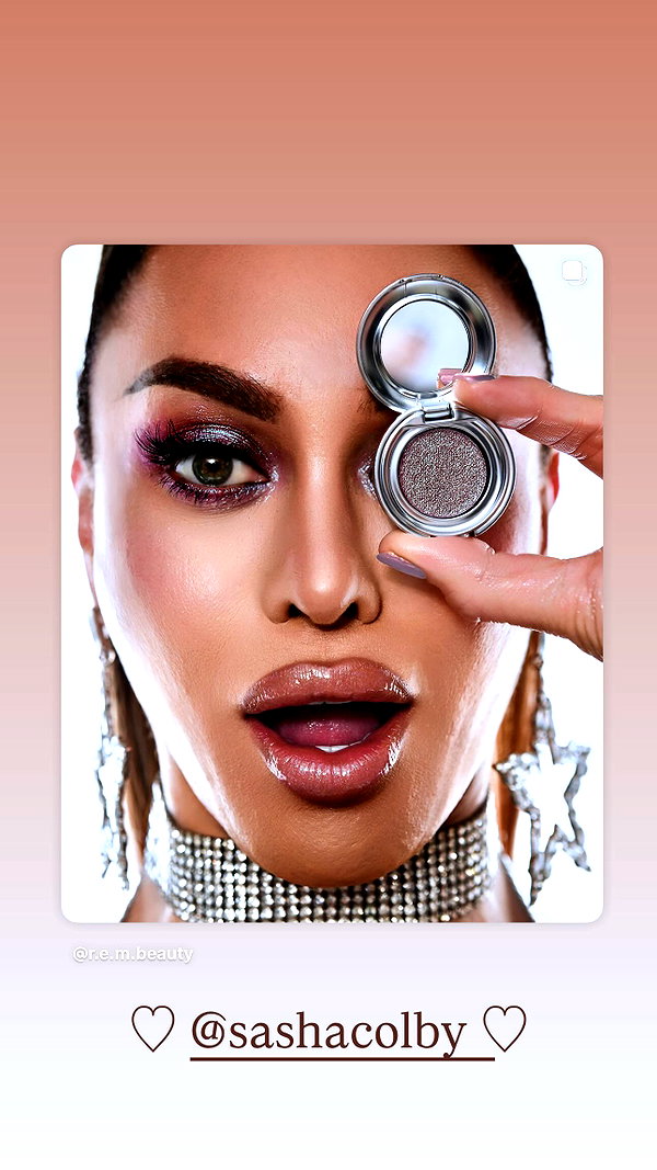 arianagrande instagram image archive image