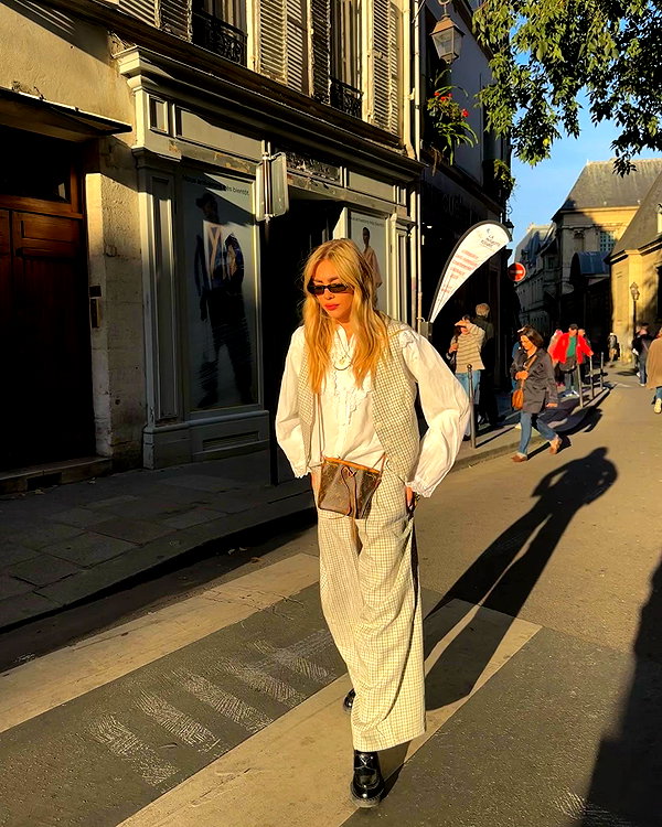 maya.keyy instagram image archive image