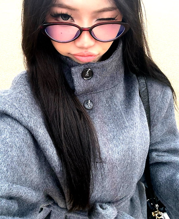 joycee.e instagram image archive image
