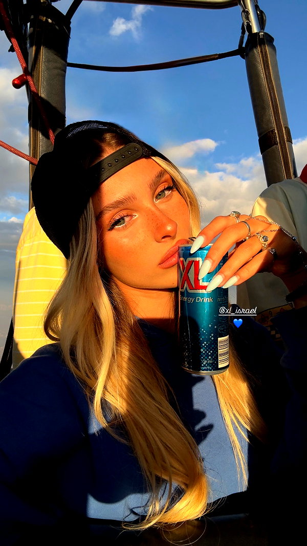 ella_netzer8 instagram image archive image