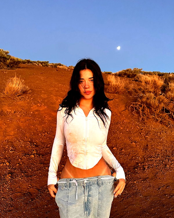 vanessa.rhd instagram image archive image