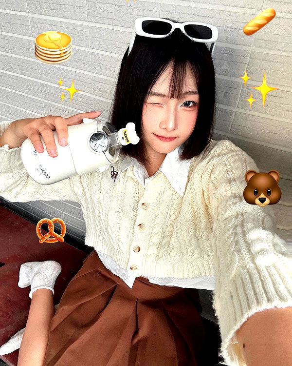 lai_931201 instagram image archive image