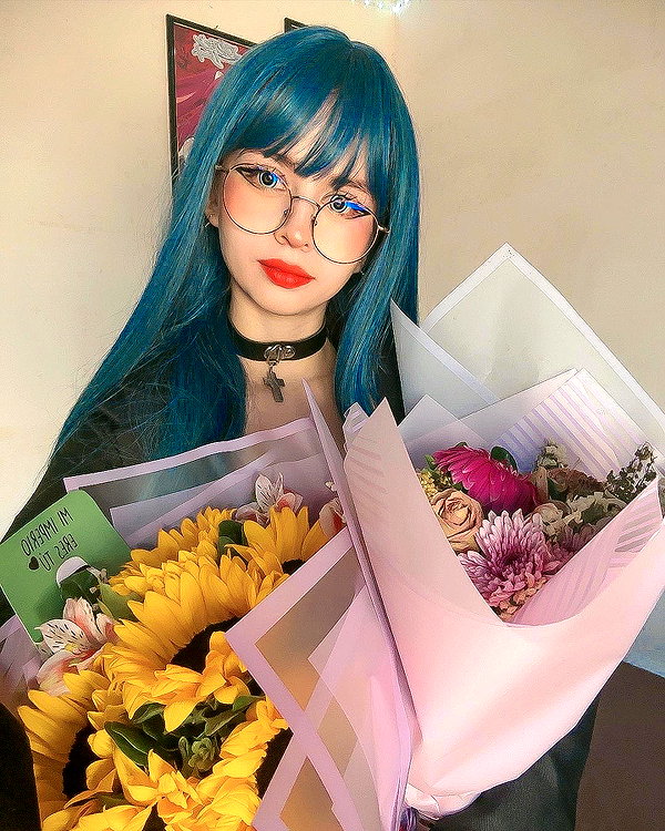 luly1980s instagram image archive image