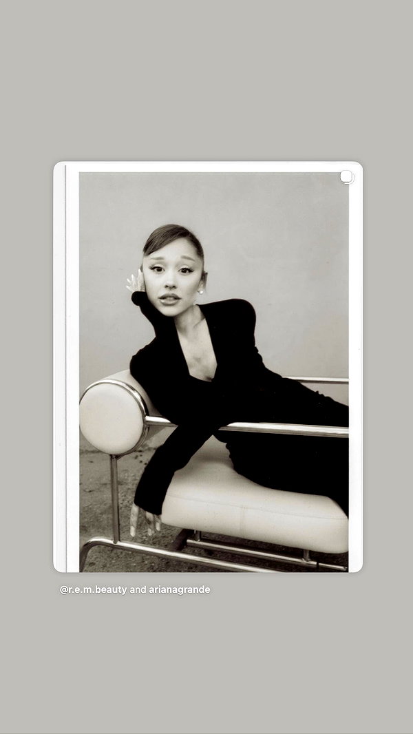 arianagrande instagram image archive image