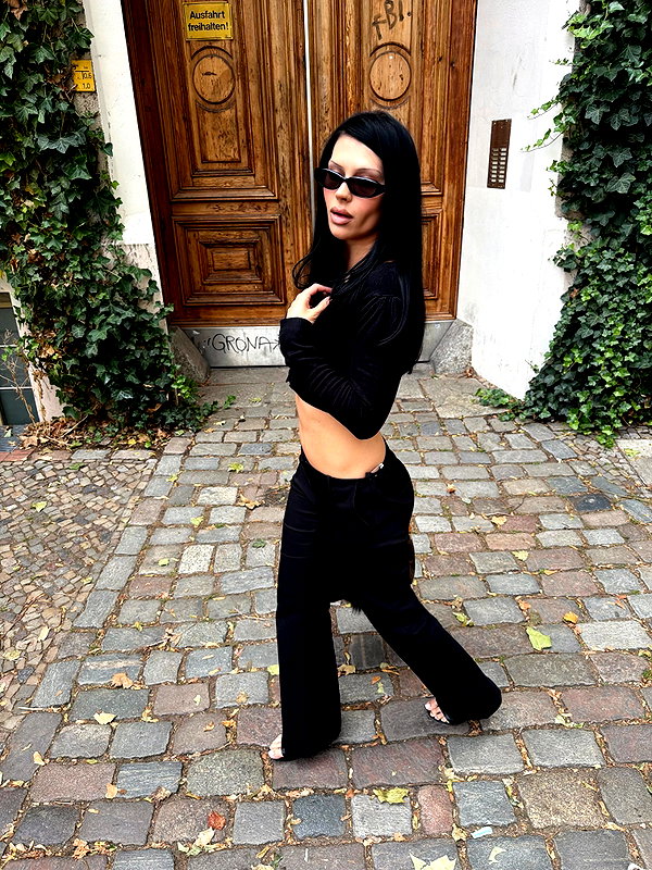 karolinaawasik instagram image archive image