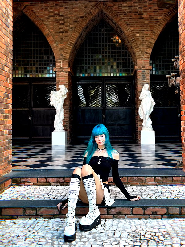jadelaverne instagram image archive image