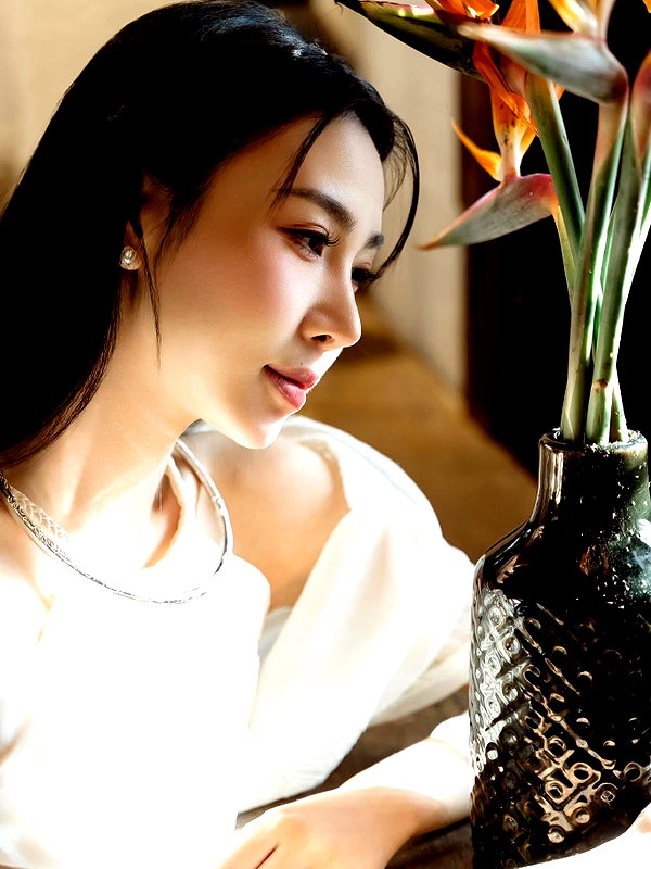 lyhythuedoxinh instagram image archive image