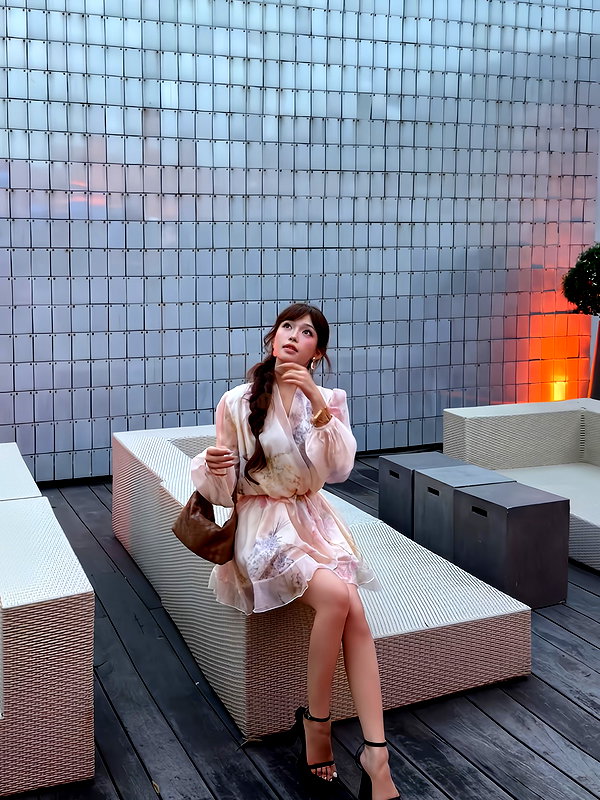 lyhythuedoxinh instagram image archive image